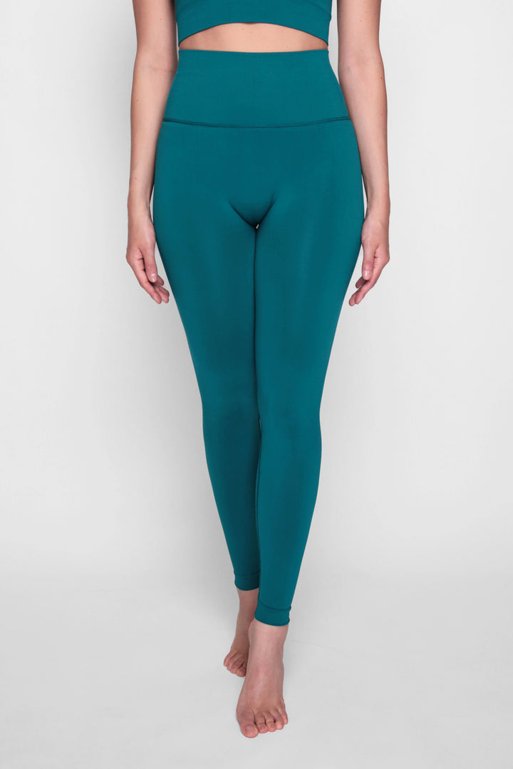 Makai T Soft Push Up High Waisted Long Leggings